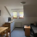 Konukevi Sima 3*